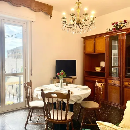 150 Mt Dal Mare, Ampio Con 2 Lägenhet *